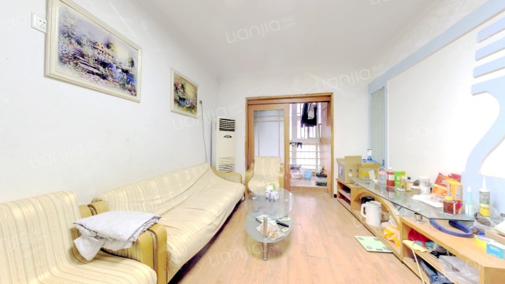 格林假日二手房实景图