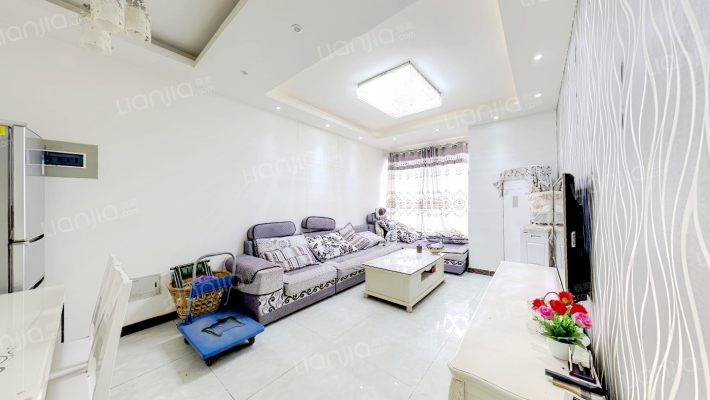 唐安银座二手房实景图