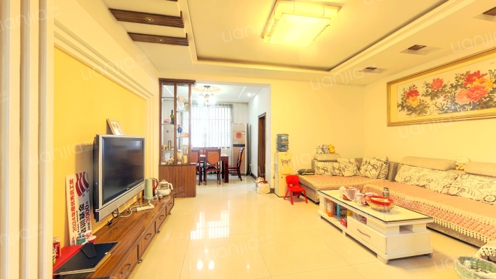 尊龙苑二手房实景图