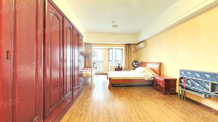 武汉经开万达广场二手房实景图