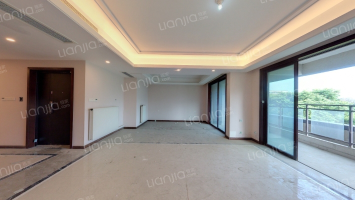 绿地新里城四期二手房实景图