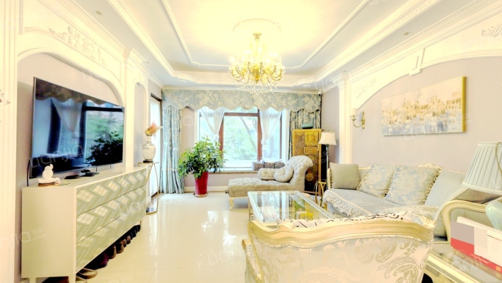 阿凯笛亚庄园二手房实景图