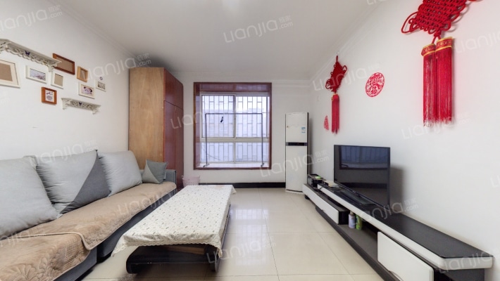 荣盛花园二手房实景图