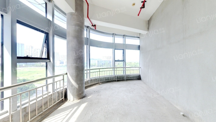 江畔铭座二手房实景图