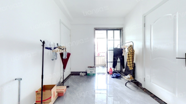 尼盛绿城春江明月二手房实景图