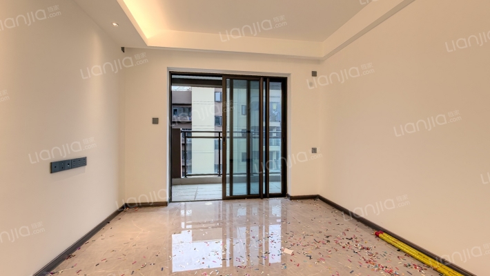 万科中天金域世家二期二手房实景图