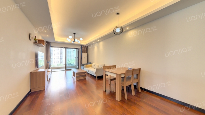 万科翡翠公园二手房实景图