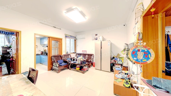 梦达教师楼二手房实景图