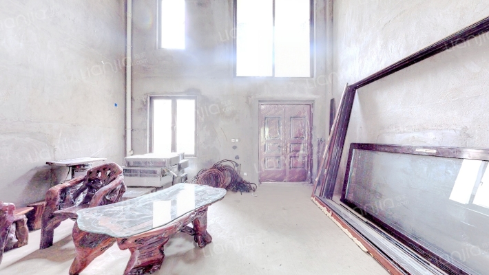 顺华路易城堡二手房实景图