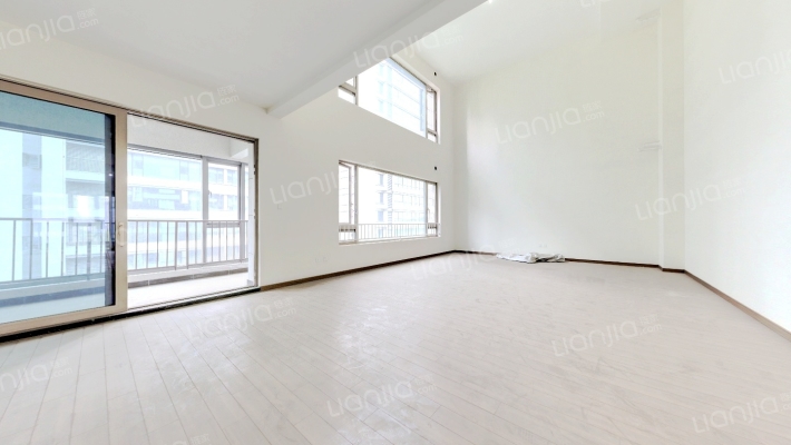 保利天屿二期二手房实景图