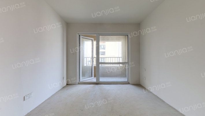 中联·依山伴城颐城二手房实景图