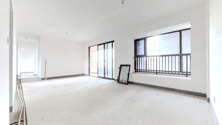 万达华府二手房实景图