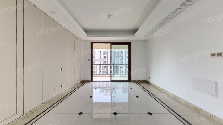 中海万锦熙岸2期二手房实景图