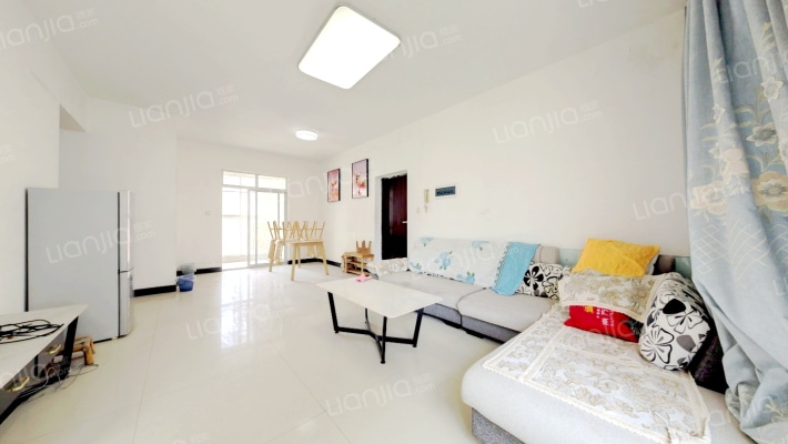 现代生态水城上岛一期二手房实景图