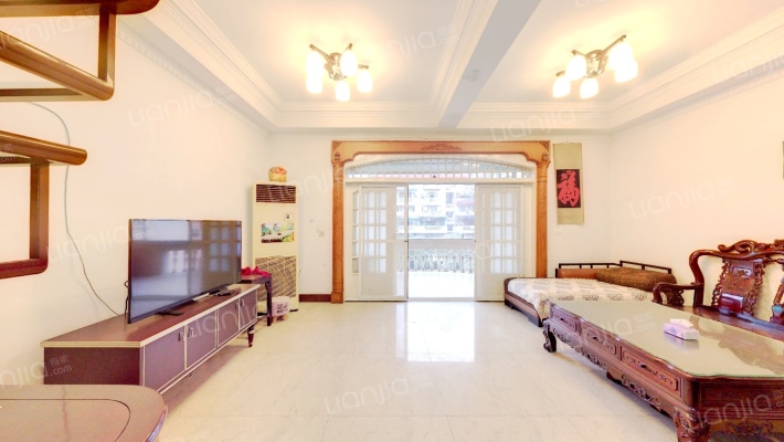 南方花园名人苑二手房实景图