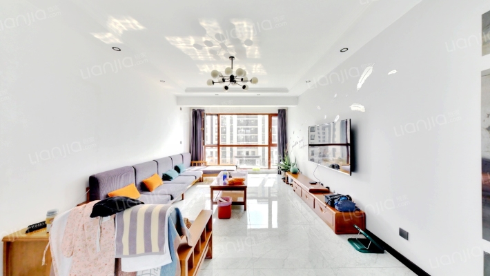 净月深水湾二手房实景图