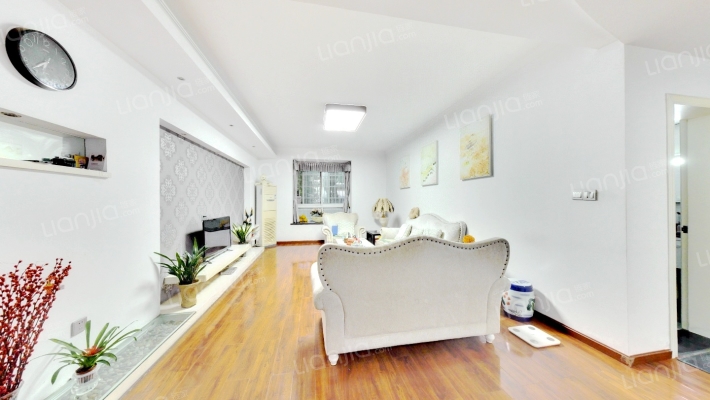 鹏程花苑二手房实景图