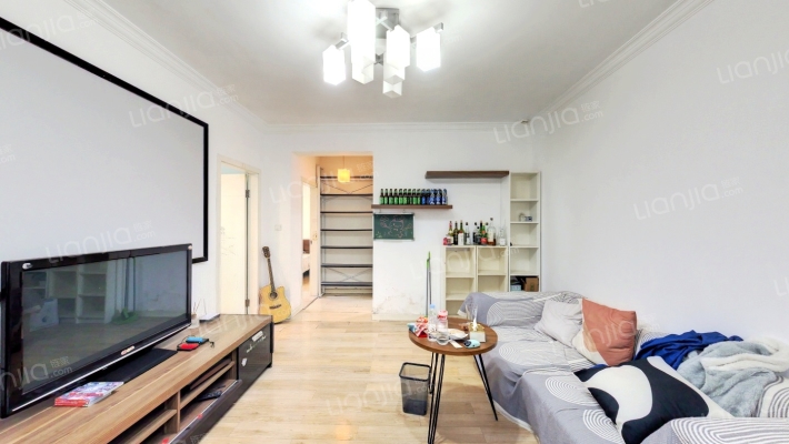 环球广场二手房实景图