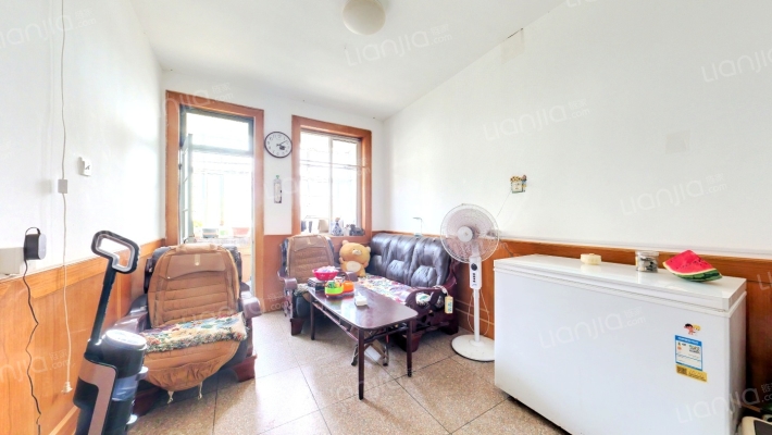 鹤山路小区二手房实景图