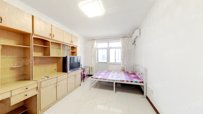 马场道213号二手房实景图