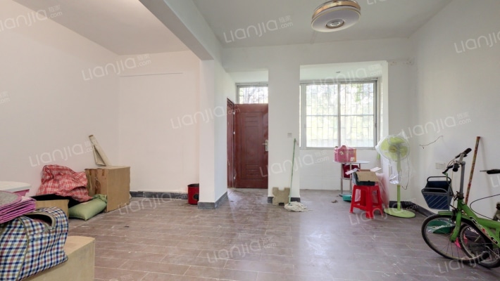 侨宏花园二手房实景图