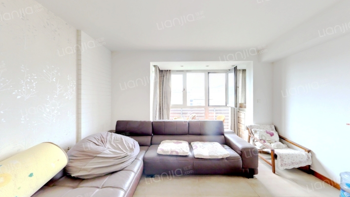 山语银城东区二手房实景图