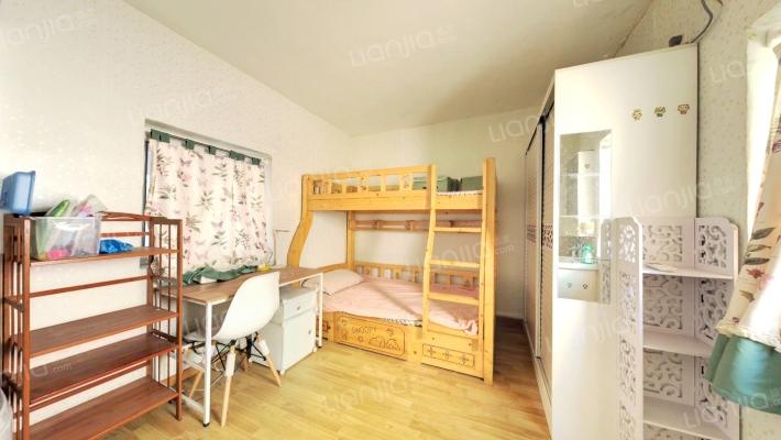 康平路152弄二手房实景图