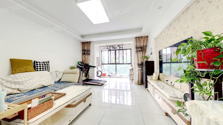 伟业迎春乐家二手房实景图