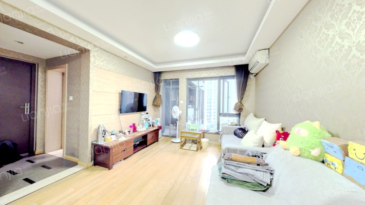 万科金润华府二手房实景图