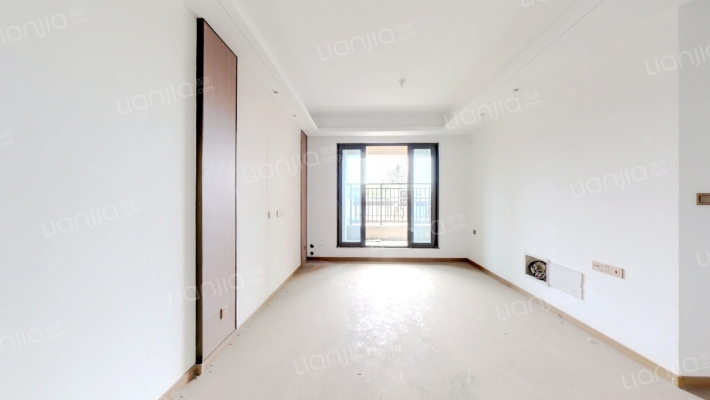 中梁芯都会二手房实景图