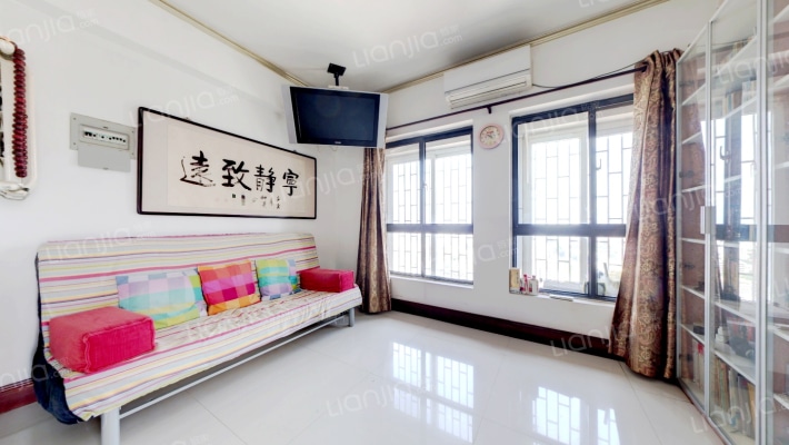 上都国际二手房实景图