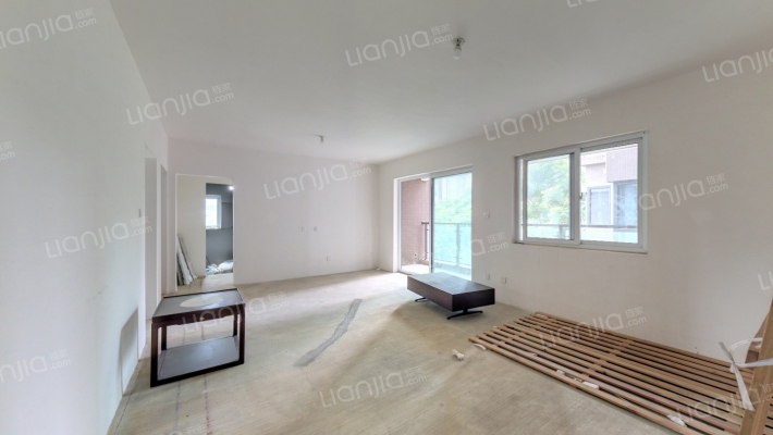 源上湾万融城C区二手房实景图