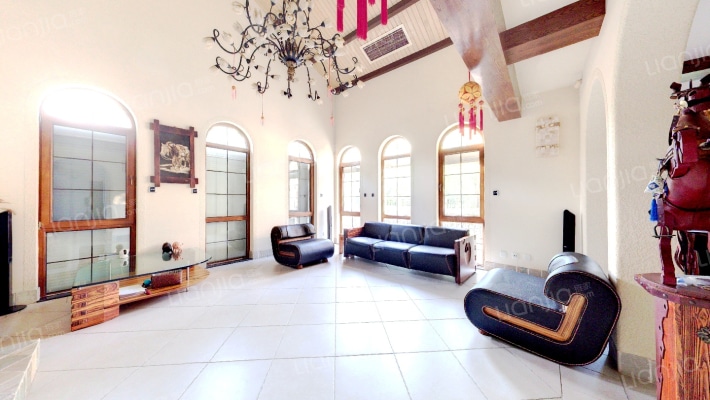 天泰蓝泉二手房实景图