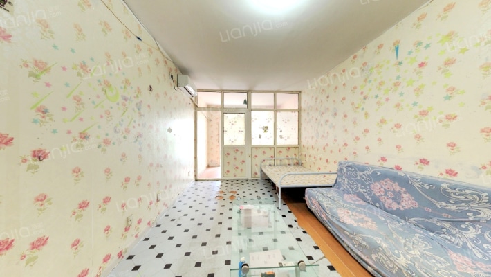 虎山花苑B区二手房实景图