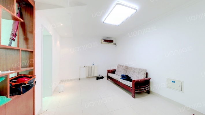 凤凰山路33号二手房实景图