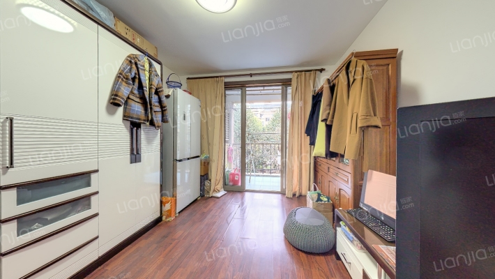 美岸栖庭二手房实景图