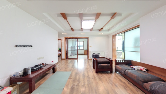 恒盈名居二手房实景图