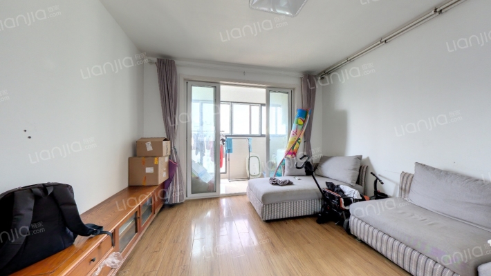 山水金盾花园二手房实景图