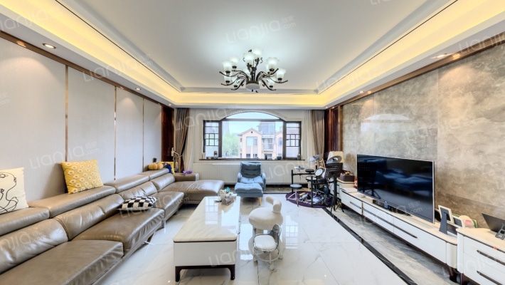 江河中央洋房二手房实景图