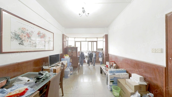 沿河小区二手房实景图