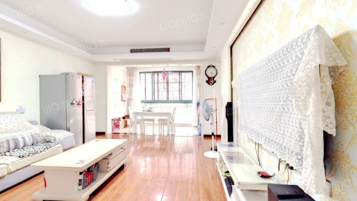 华生•汉口城市广场四期二手房实景图