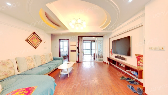 蓝波金典二手房实景图