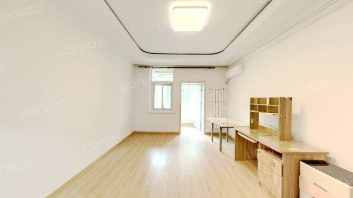 合作里二手房实景图