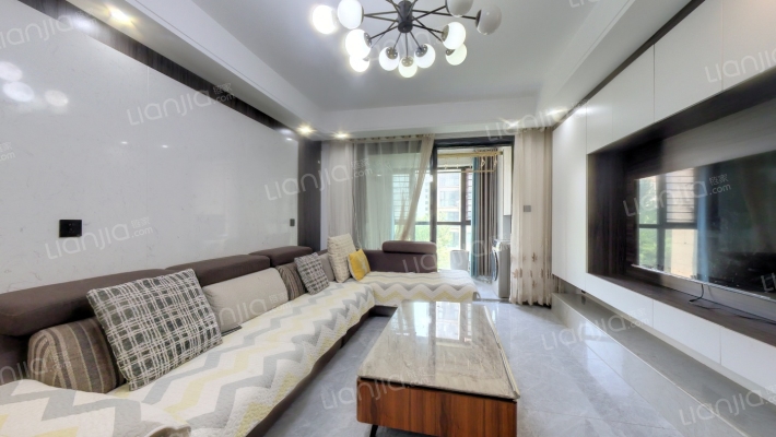 正弘澜庭叙D区二手房实景图