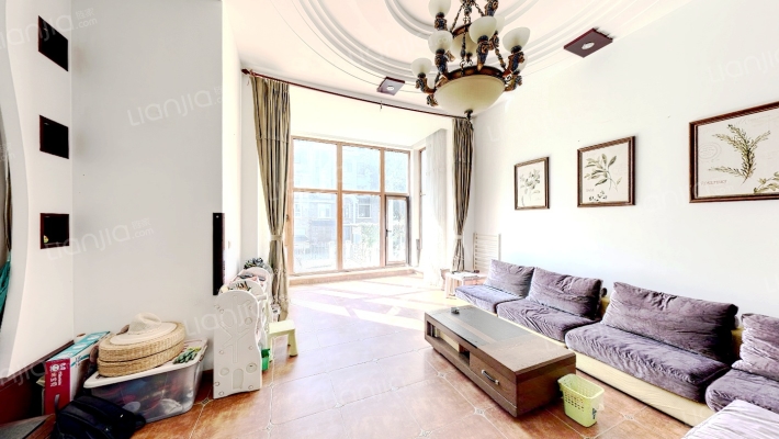 香格蔚蓝B区二手房实景图