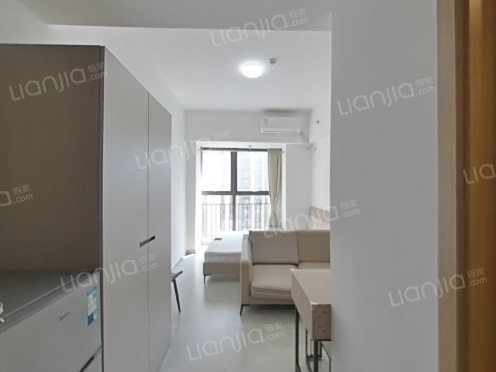 整租·绿地璀璨天城公寓 1室1厅 南