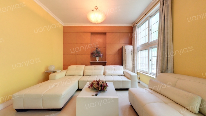 雅阁花园二手房实景图