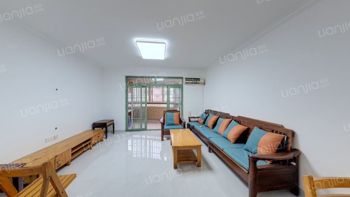 晶华美地二手房实景图