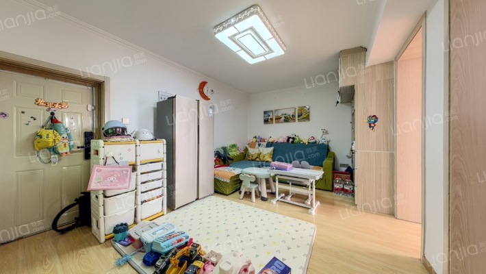 万宁小区二手房实景图