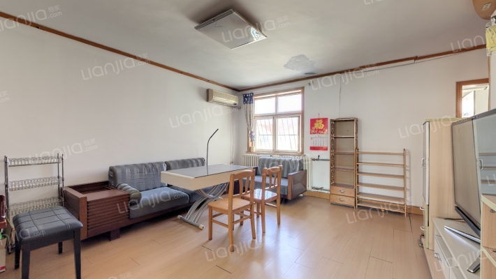 松竹新苑二手房实景图